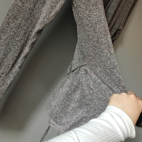 Aritzia Wilfred pink long sleeve wrap top - Picture 9 of 12